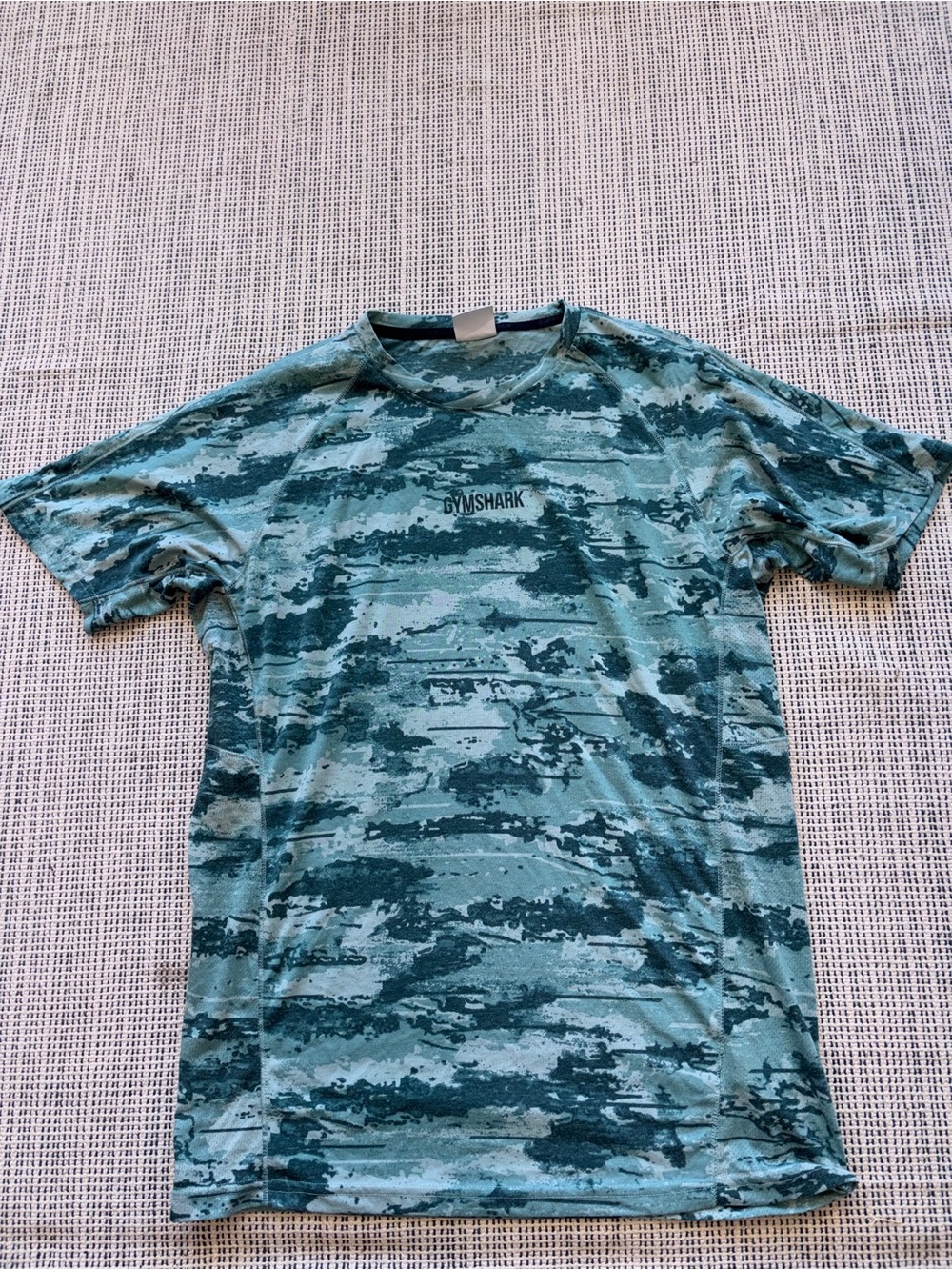 GYMSHARK Men's Camo Chalk T-Shirt Size L